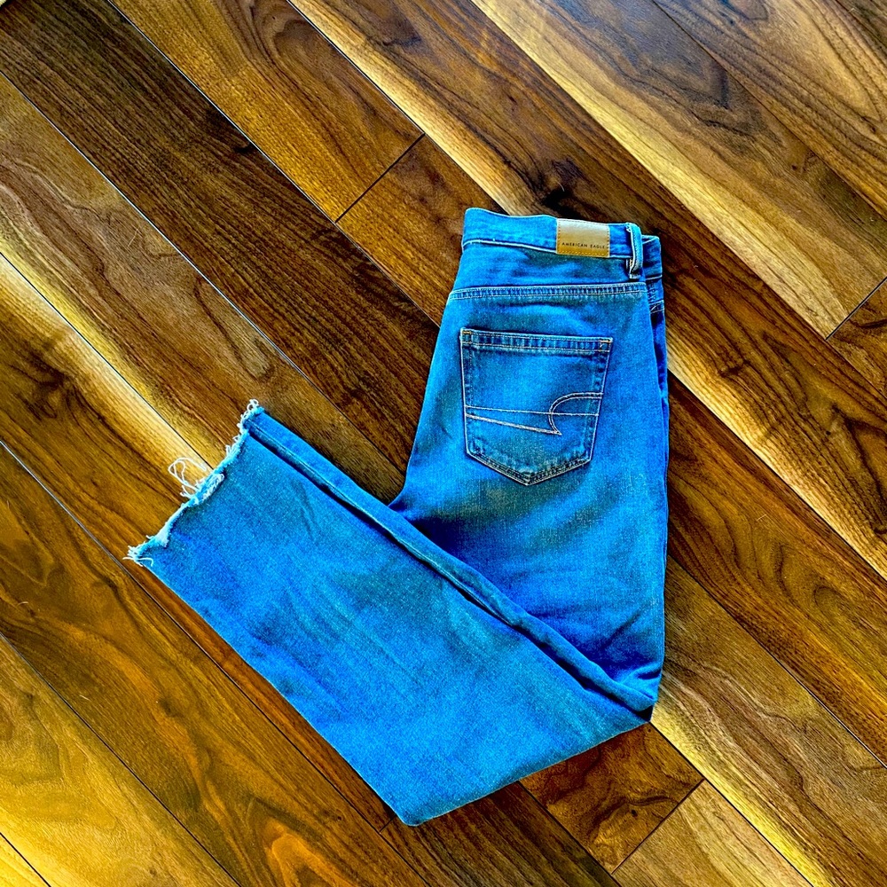 American Eagle mom jeans